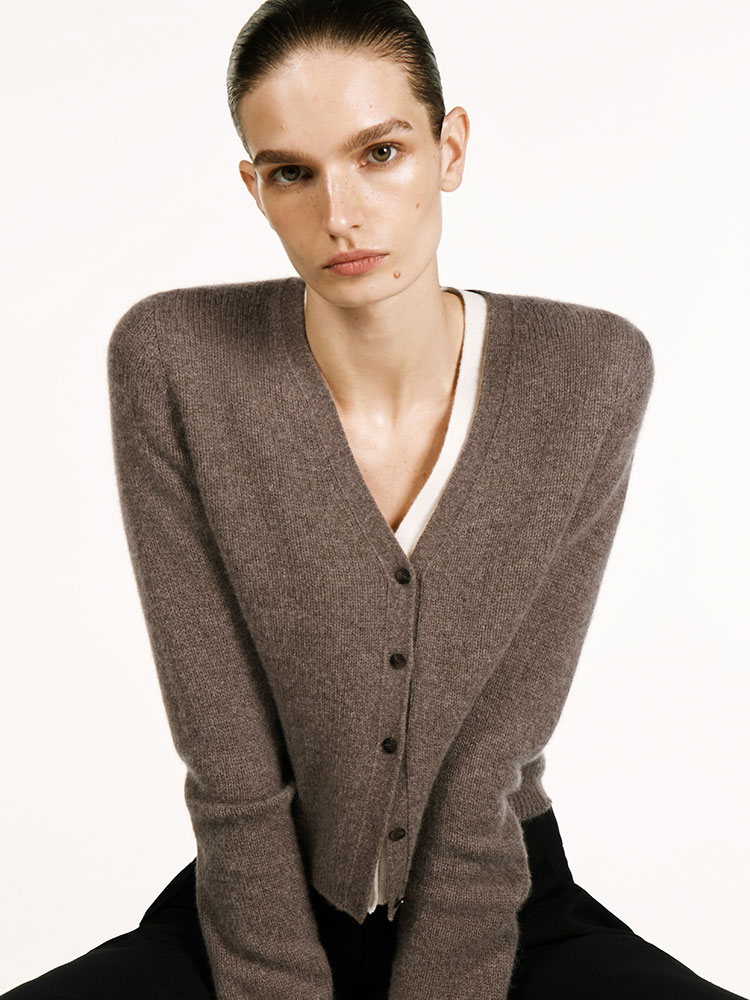 カシミヤVネックカーディガン